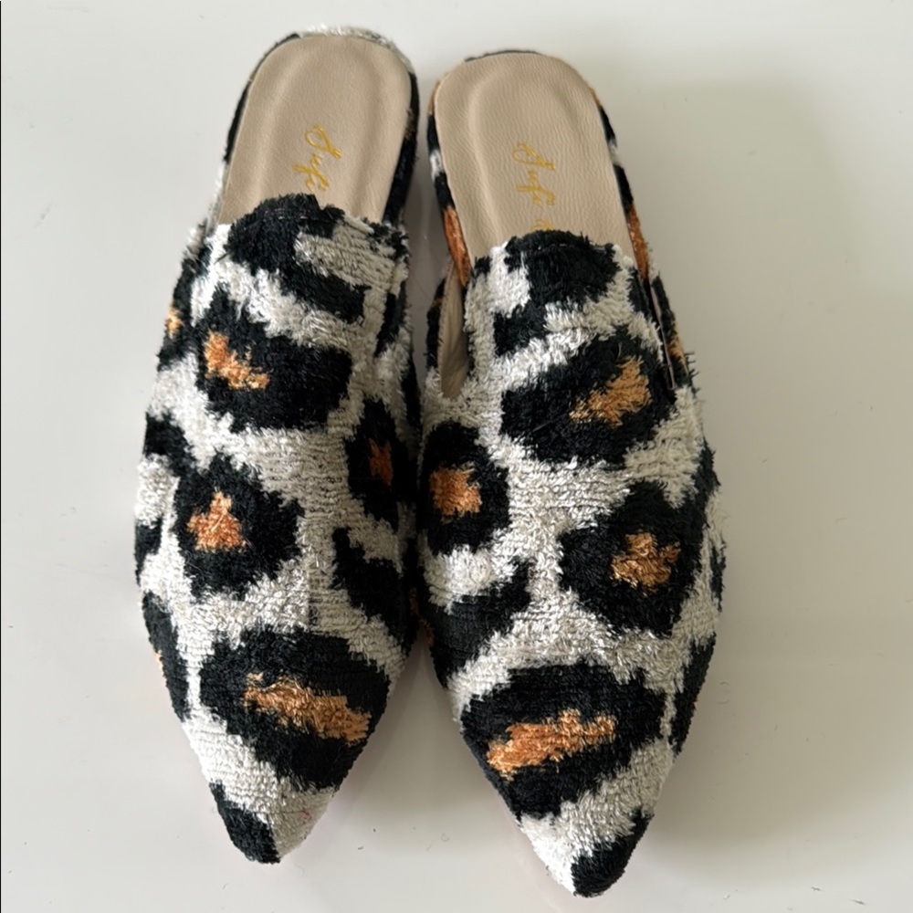 SUFI SHOES Velvet Mules Shoes 39/9